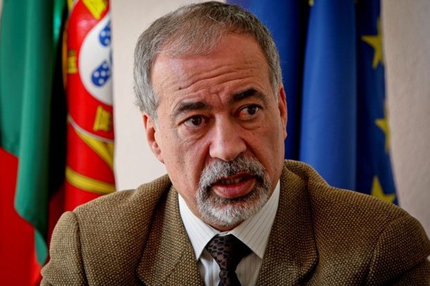 «Chegou o momento de pensar em como neutralizar os pensadores dos atentados»